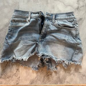 Victoria Secret Pink size 6 shorts